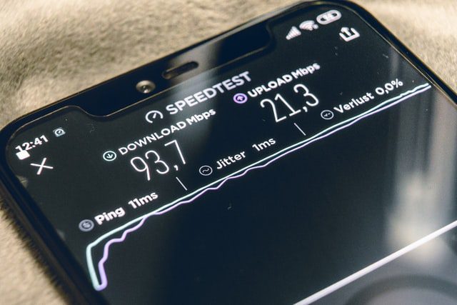 Internet speed test on phone