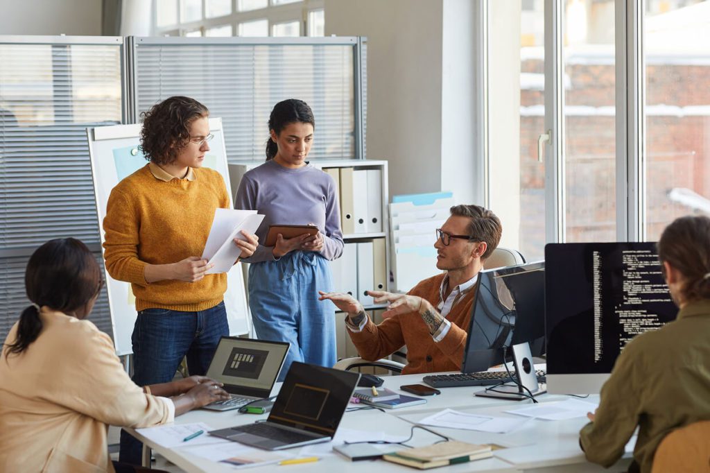 web design agency discussing web redesign strategies